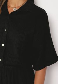 Born2be - Czarny Bawełniany Kombinezon z Koszulową Górą i Prostymi Spodniami Namsore. Kolor: czarny. Materiał: bawełna. Styl: klasyczny, elegancki #6