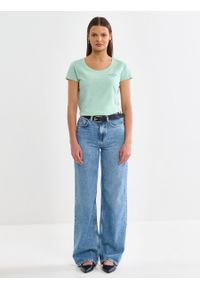 Big-Star - Koszulka damska z nadrukiem na piersi zielona Nika 315. Kolor: zielony. Materiał: jeans, bawełna, tkanina. Wzór: nadruk. Sezon: wiosna, lato. Styl: klasyczny, sportowy #3