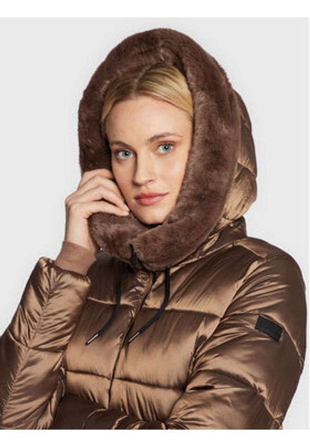CMP Kurtka zimowa 32K3086F Brązowy Regular Fit. Kolor: brązowy. Materiał: syntetyk. Sezon: zima