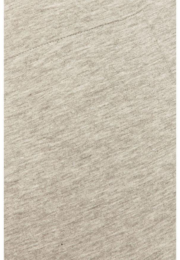 Jack & Jones Bluza męska kolor szary z kapturem gładka. Okazja: na co dzień. Typ kołnierza: kaptur. Kolor: szary. Materiał: dzianina. Wzór: gładki. Styl: casual