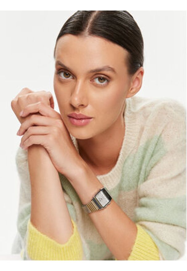 Casio Zegarek AQ-800E-7AEF Srebrny. Kolor: srebrny