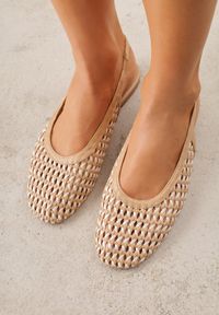 Renee - Ciemnobeżowe Plecione Baleriny Typu Slingback Ellariell. Okazja: na co dzień. Kolor: brązowy. Materiał: jeans, koronka. Wzór: ze splotem, koronka. Styl: casual #7