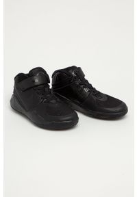 Nike Kids - Buty dziecięce Team Hustle D 9. Nosek buta: okrągły. Zapięcie: rzepy. Kolor: czarny. Materiał: materiał, syntetyk, skóra, guma, zamsz. Szerokość cholewki: normalna #5