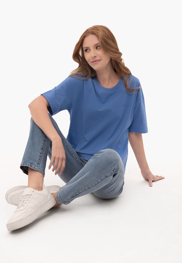 Volcano - Gładki t-shirt, Comfort Fit, T-RODOS. Kolor: niebieski. Materiał: skóra, bawełna, materiał. Długość: długie. Wzór: gładki