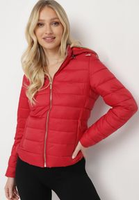 Born2be - Czerwona Kurtka Ryrvyra. Kolor: czerwony. Materiał: polar. Sezon: jesień. Styl: klasyczny
