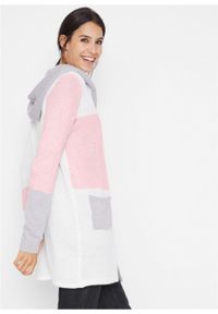 Sweter bez zapięcia z kapturem bonprix pastelowy jasnoróżowy - jasnoszary melanż - biel wełny. Typ kołnierza: kaptur. Kolor: różowy. Materiał: wełna. Wzór: melanż #5