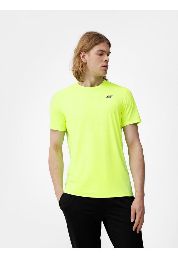 4f - Koszulka treningowa szybkoschnąca męska. Kolor: zielony. Materiał: dzianina, włókno, skóra. Sport: fitness