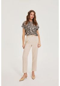 MOODO - Spodnie z dodatkiem lnu beżowe. Kolor: beżowy. Materiał: len #1
