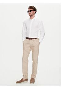 BOSS - Boss Koszula C-Hal-Kent-C4-232 50513661 Biały Casual Fit. Okazja: na co dzień. Typ kołnierza: kołnierzyk klasyczny. Kolor: biały. Materiał: bawełna, len. Styl: casual