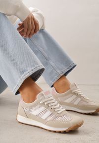 Born2be - Beżowe Casualowe Sneakersy z Siateczkowymi Wstawkami Kassadina. Okazja: na co dzień. Kolor: beżowy. Materiał: jeans #3