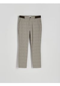 Reserved - Spodnie slim fit - beżowy. Kolor: beżowy. Materiał: tkanina, wiskoza #1