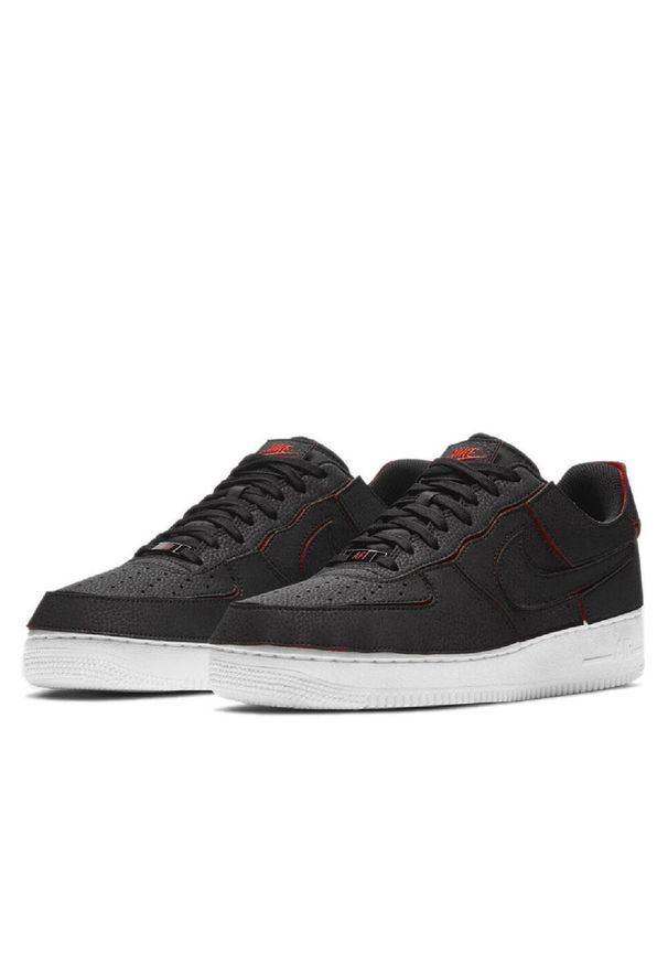 Buty do chodzenia męskie Nike Air Force 1 Low. Zapięcie: sznurówki. Kolor: czarny. Materiał: materiał. Szerokość cholewki: normalna. Model: Nike Air Force. Sport: turystyka piesza