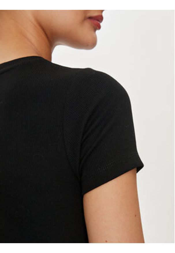 Guess Jeans T-Shirt W4YI64 KA0H1 Czarny Slim Fit. Kolor: czarny. Materiał: bawełna