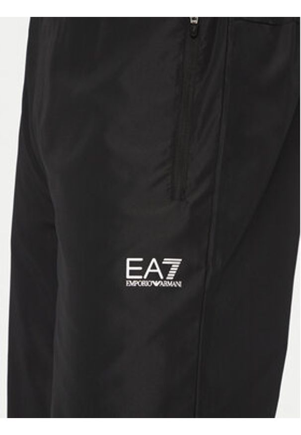 EA7 Emporio Armani Dres 7M000078 AF12948 UC001 Czarny Regular Fit. Kolor: czarny. Materiał: syntetyk
