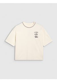 4f - 4F T-shirt oversize z nadrukiem damski - biały XL. Okazja: na co dzień. Kolor: biały. Materiał: materiał, bawełna, jersey, dzianina. Długość rękawa: krótki rękaw. Długość: krótkie. Wzór: nadruk. Styl: sportowy, klasyczny, casual