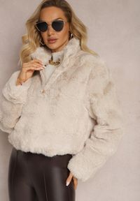 Renee - Beżowa Kurtka z Futerka Zapinana na Zamek Craline. Kolor: beżowy. Materiał: futro. Sezon: zima. Styl: elegancki