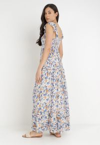Born2be - Biało-Niebieska Sukienka Agathice. Typ kołnierza: dekolt kwadratowy. Kolor: niebieski. Materiał: wiskoza, tkanina. Długość rękawa: na ramiączkach. Wzór: kwiaty. Styl: klasyczny. Długość: maxi #6