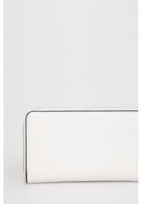 Calvin Klein Jeans - Portfel. Kolor: biały. Materiał: materiał. Wzór: gładki
