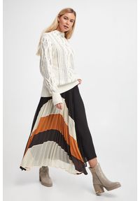 Twinset Milano - Sweter damski TWINSET. Materiał: prążkowany. Długość rękawa: długi rękaw. Długość: długie. Wzór: ze splotem #5