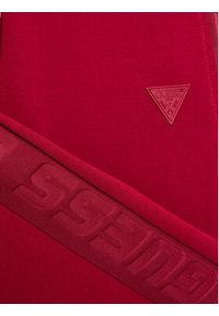 Guess Spodnie dresowe J2YQ24 FL03S Czerwony Regular Fit. Kolor: czerwony. Materiał: bawełna #3