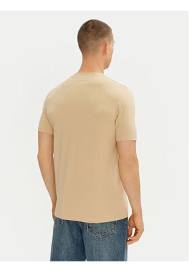 Karl Lagerfeld - KARL LAGERFELD T-Shirt 755750 552221 Beżowy Regular Fit. Typ kołnierza: dekolt w karo. Kolor: beżowy. Materiał: bawełna