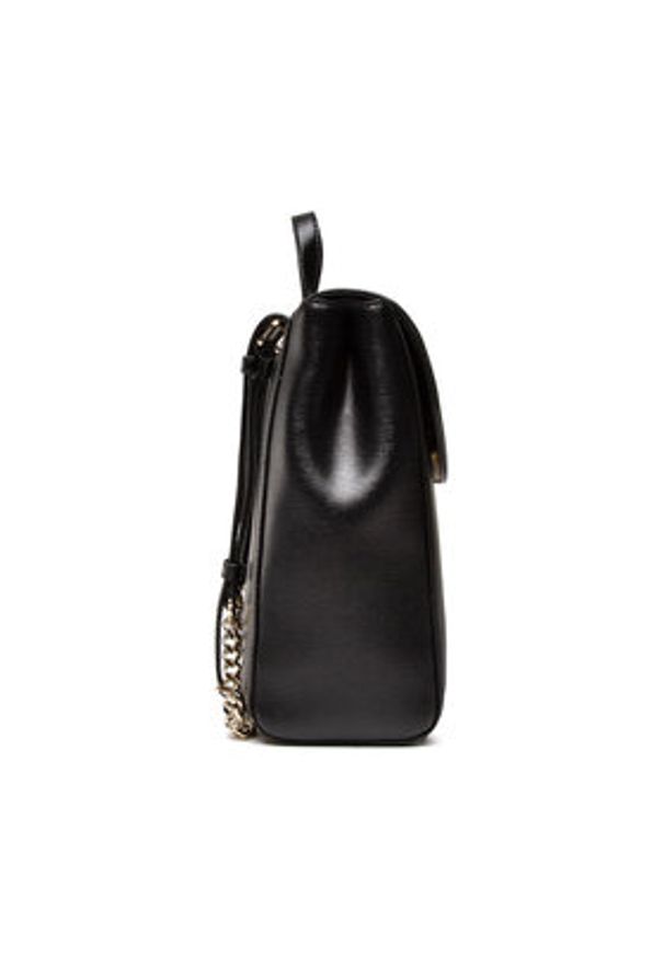 DKNY Plecak Bryant Flap Backpack R21K3R76 Czarny. Kolor: czarny. Materiał: skóra