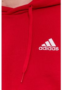Adidas - adidas Bluza męska kolor czerwony z kapturem gładka. Okazja: na co dzień. Typ kołnierza: kaptur. Kolor: czerwony. Materiał: dzianina, poliester, bawełna. Wzór: gładki. Styl: casual #3