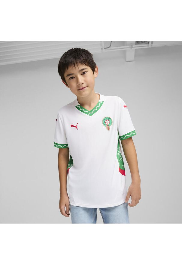 Puma - Młodzieżowa koszulka wyjazdowa Maroko 2025 PUMA White Fast Green Red. Kolor: czerwony, zielony, biały, wielokolorowy. Sport: piłka nożna