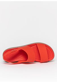 Sandały Crocs Brooklyn Low Wedge W (206453-6SQ). Kolor: czerwony #3