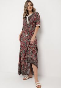 Born2be - Czarno-Bordowa Rozkloszowana Sukienka Maxi w Stylu Boho z Chwostami i Wzorem Paisley Naphai. Kolor: czarny. Wzór: paisley. Styl: boho. Długość: maxi