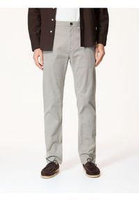 Reserved - Spodnie chino slim - zielony. Kolor: zielony. Materiał: bawełna, tkanina