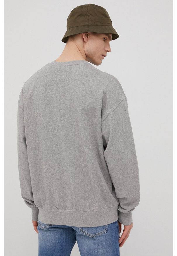Wrangler bluza męska kolor szary melanżowa. Kolor: szary. Materiał: dzianina. Wzór: melanż