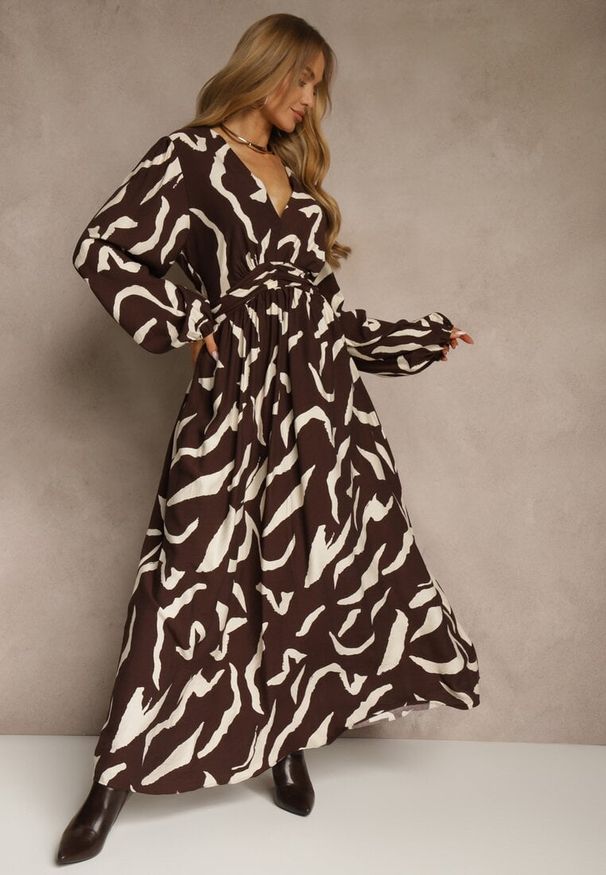 Renee - Brązowa Sukienka z Wiskozą o Rozkloszowanym Kroju Netiva. Okazja: na spacer. Kolor: brązowy. Materiał: wiskoza. Sezon: wiosna, jesień. Styl: elegancki