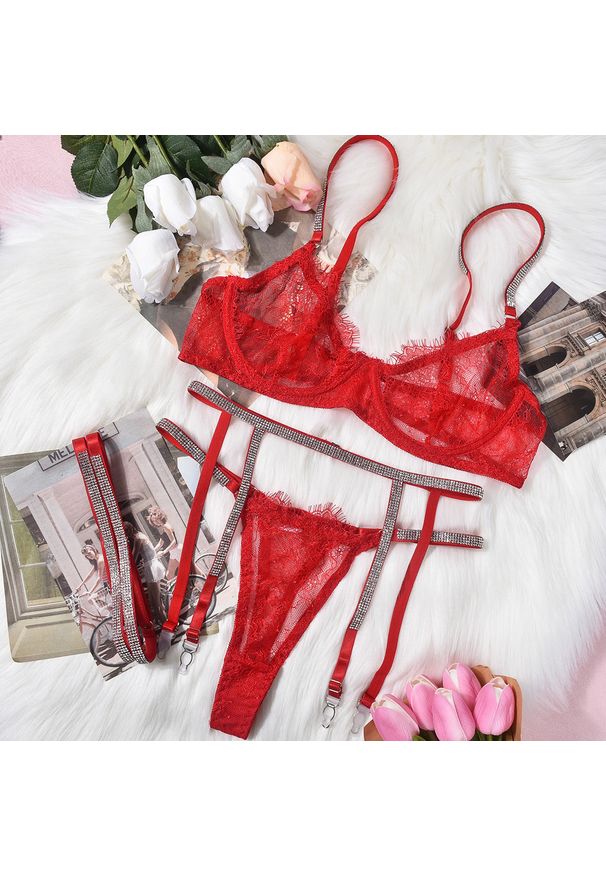 Intica - Komplet bielizny transparentnej z subtelnymi detalami Meglena. Kolor: czerwony. Materiał: materiał. Wzór: aplikacja