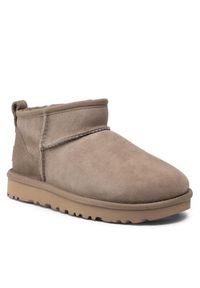 Ugg Śniegowce W Classic Ultra Mini 1116109 Brązowy. Kolor: brązowy. Materiał: skóra, zamsz