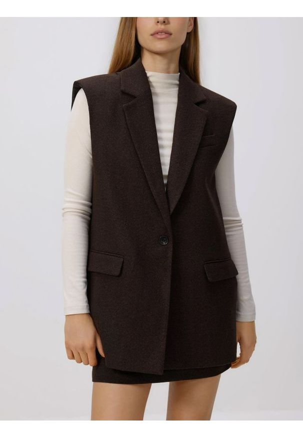 Reserved - Kamizelka z dodatkiem wełny - ciemnobrązowy. Kolor: brązowy. Materiał: wełna