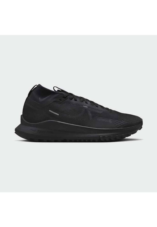 Nike - Buty do biegania męskie NIKE REACT PEGASUS TRAIL 4 GORE-TEX. Okazja: na co dzień, do pracy, na spacer. Kolor: czarny. Technologia: Gore-Tex. Sport: turystyka piesza