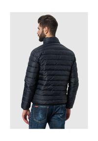 EA7 Emporio Armani - EA7 Granatowa kurtka męska, Rozmiar M. Typ kołnierza: kołnierzyk stójkowy. Kolor: niebieski. Materiał: guma, puch. Wzór: aplikacja #3