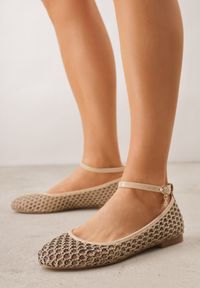Born2be - Ciemnobeżowe Siateczkowe Balerinki z Wkładką ze Skóry Naturalnej Ozdobione Aplikacją Adriarissa. Okazja: na co dzień, na spotkanie biznesowe. Zapięcie: sprzączka. Kolor: beżowy. Materiał: skóra. Wzór: aplikacja. Sezon: lato. Styl: casual, biznesowy, elegancki #2