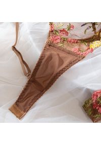 Intica - Zestaw bielizny z haftem elegancki i wygodny Wibekke. Kolor: brązowy. Materiał: tkanina, materiał. Wzór: haft #5