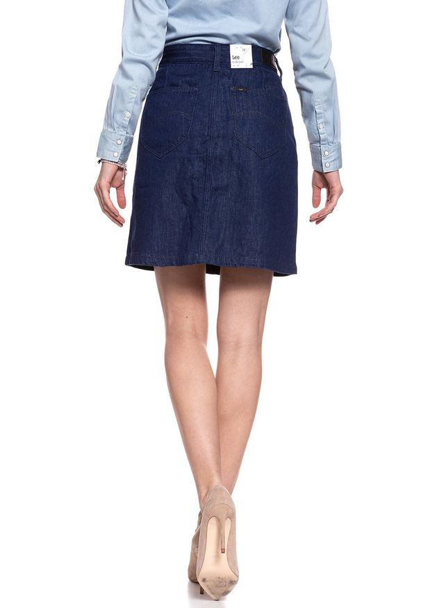 Lee - SPÓDNICA JEANSOWA LEE A LINE SKIRT RINSE L38NRC36 112108289. Materiał: jeans