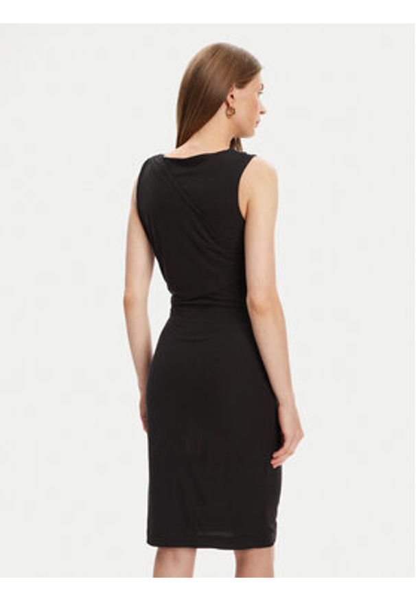 Guess Sukienka codzienna W5YK27 KAQL2 Czarny Regular Fit. Okazja: na co dzień. Kolor: czarny. Typ sukienki: proste. Styl: casual