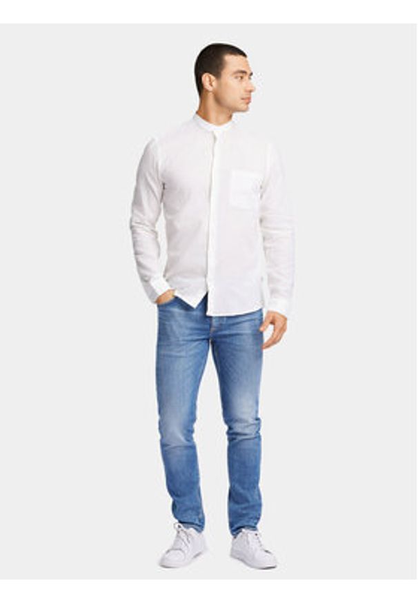 Lindbergh Koszula 30-203344A Biały Slim Fit. Kolor: biały. Materiał: bawełna