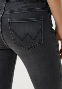 Wrangler - DAMSKIE SPODNIE WRANGLER HIGH SKINNY ASHES 112328879 #5
