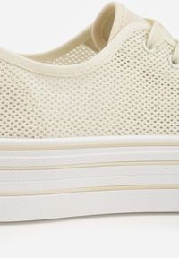 Renee - Beżowe Plecione Trampki na Platformie Irivana. Kolor: beżowy. Materiał: zamsz, jeans. Szerokość cholewki: normalna. Wzór: haft. Obcas: na platformie. Styl: sportowy, boho #7