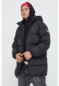 Tommy Jeans kurtka puchowa męska kolor czarny zimowa. Okazja: na co dzień. Kolor: czarny. Materiał: puch. Sezon: zima. Styl: casual