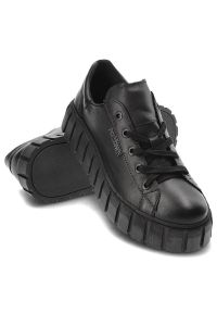 Czarne Sneakersy Pollonus Wygodne Skórzane Buty Damskie. Okazja: na spacer, na co dzień. Kolor: czarny. Materiał: skóra. Sport: turystyka piesza #6