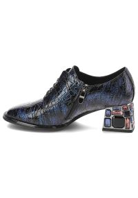 Granatowe Półbuty Artiker Stylowe Obuwie Damskie. Okazja: na co dzień. Kolor: niebieski. Materiał: skóra, lakier. Wzór: aplikacja. Obcas: na obcasie. Styl: elegancki. Wysokość obcasa: średni #4