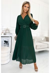 Numoco - Zielona Długa Sukienka Plisowana z Paskiem. Kolor: zielony. Materiał: elastan, poliester. Długość: maxi #1