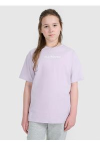 4f - 4F T-shirt oversize z nadrukiem dziewczęcy - fioletowy 134 (8-9 lat). Okazja: na co dzień. Kolor: fioletowy. Materiał: jersey, bawełna. Długość rękawa: krótki rękaw. Długość: krótkie. Wzór: nadruk. Sezon: lato. Styl: sportowy, klasyczny, casual